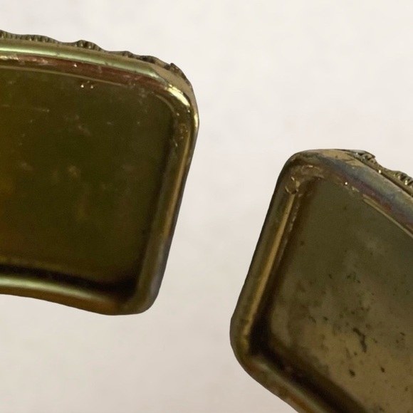 Amber Color Lot 1-Triple Strand Bead Necklace 1-Cuff Bracelet 1-Stretch Bracelet - Picture 6 of 8